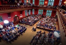 Η τοποθέτηση της Susan Abulhawa στο debate της Oxford Union για το αν “το Ισραήλ είναι ένα κράτος απαρτχάιντ υπεύθυνο για γενοκτονία»