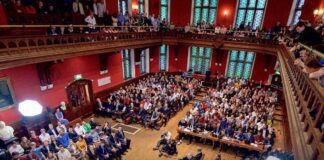 Η τοποθέτηση της Susan Abulhawa στο debate της Oxford Union για το αν “το Ισραήλ είναι ένα κράτος απαρτχάιντ υπεύθυνο για γενοκτονία»