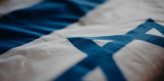 Θα σου ξεριζώσω τα χέρια και τα πόδια»: To παρακράτος απειλεί Έλληνες πολίτες