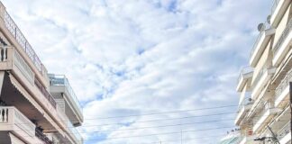 Δυναμική συγκέντρωση και πορεία στο λιμάνι της Καλαμάτας ενάντια στην άφιξη του ισραηλινού κρουαζιερόπλοιου Crown Iris
